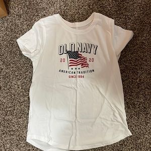 old navy tshirt